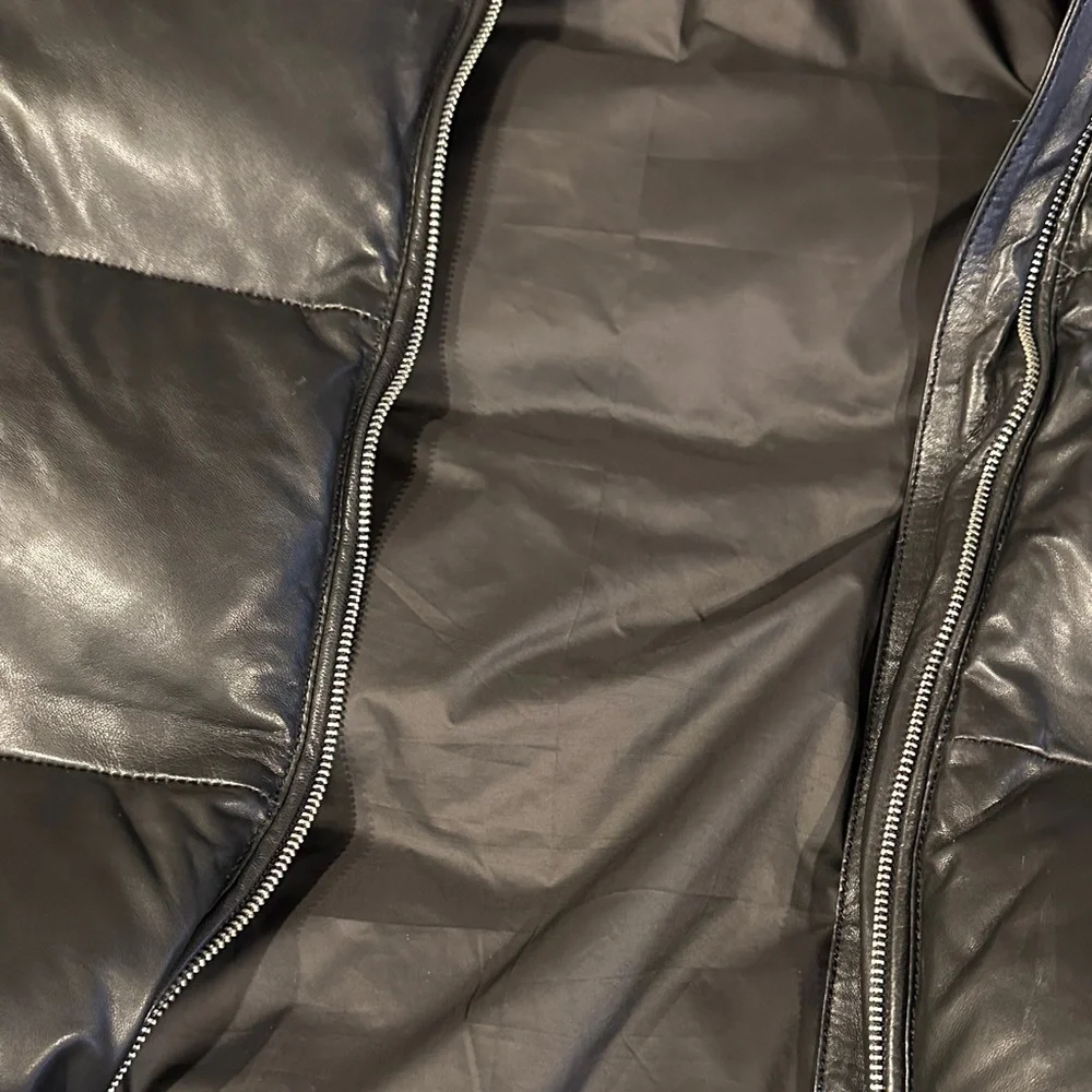 Lamarque Lambskin Down Puffer Vest - Picture 8 of 8